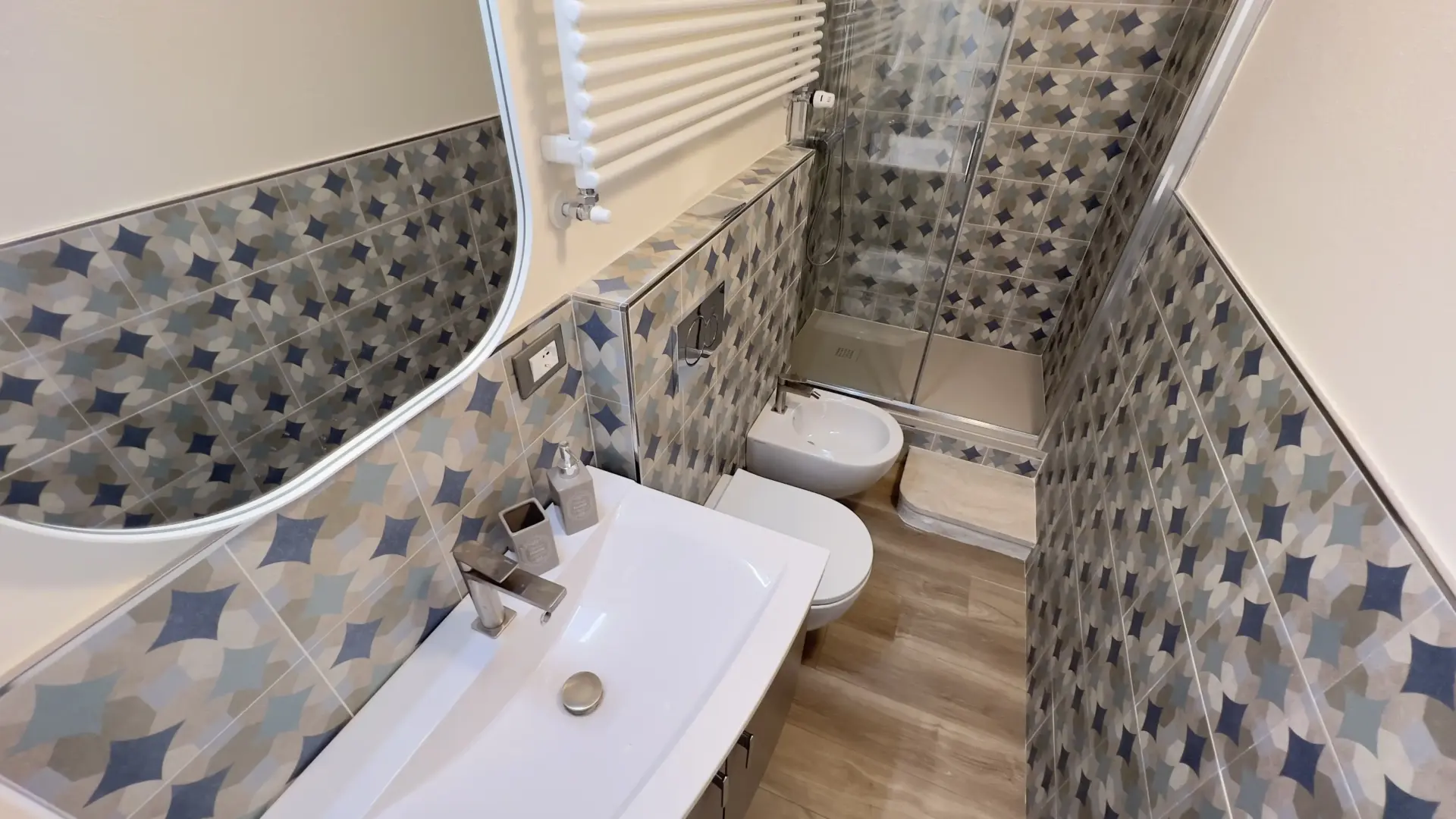 Bagno Piccolo Patrizia Maestroni