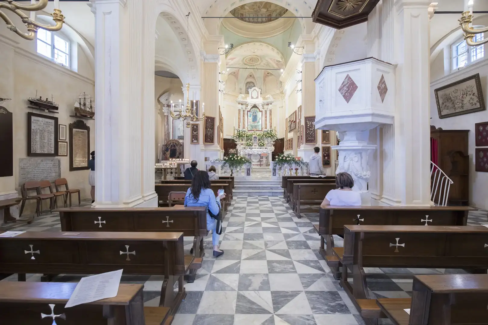 Santuario Di Nostra Signora Di Montenero 13