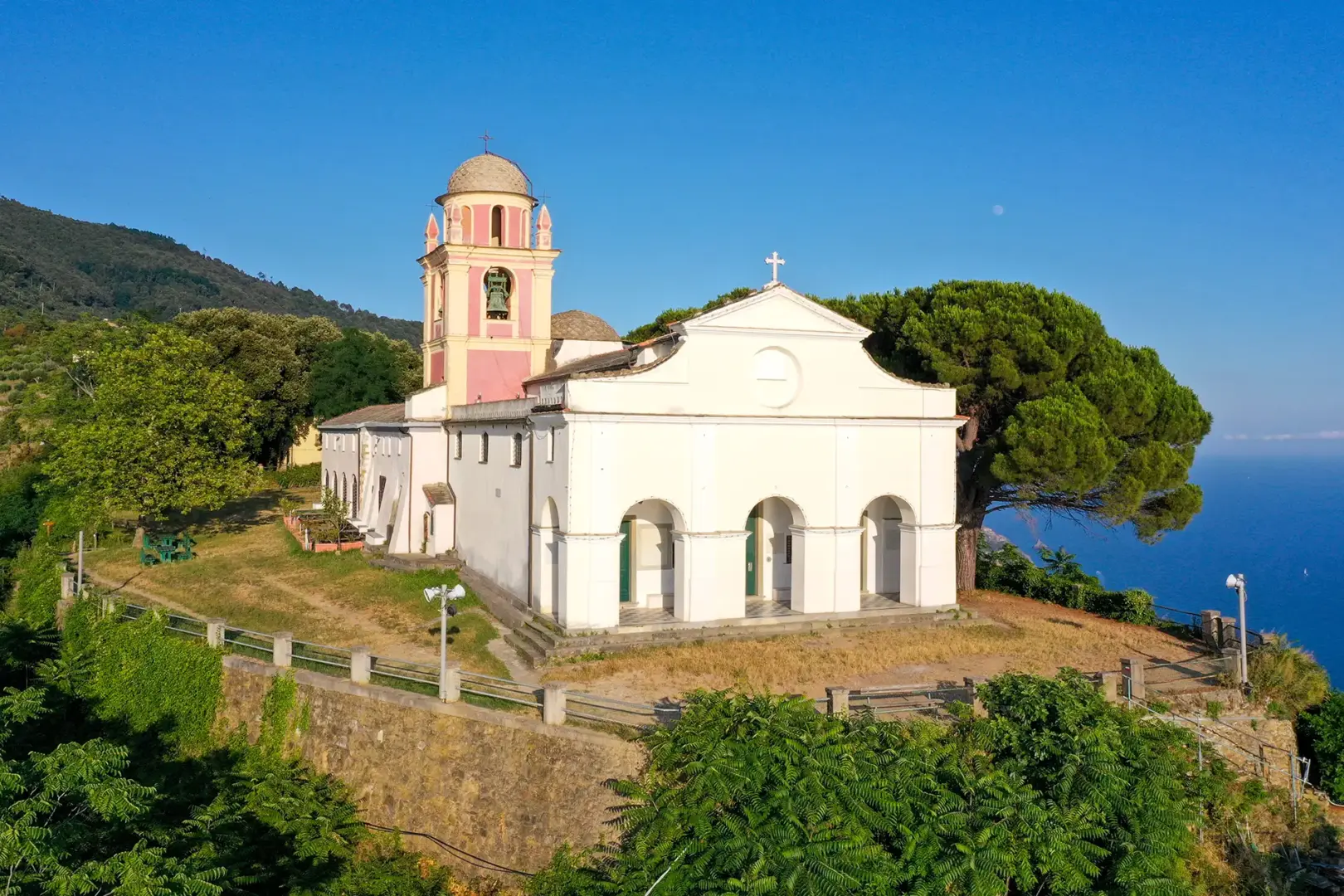 Santuario Di Nostra Signora Di Montenero 8