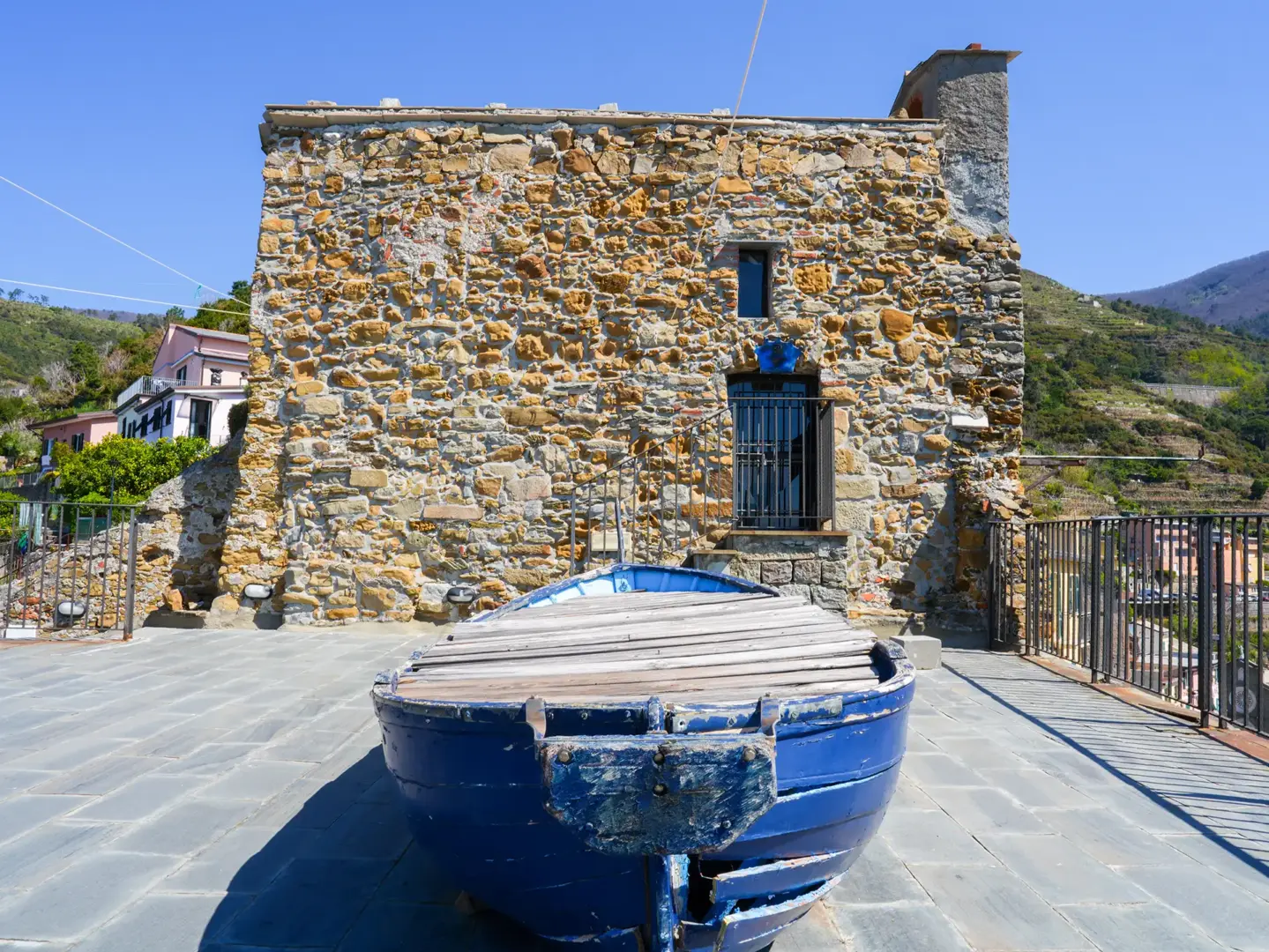 Castello Di Riomaggiore 12